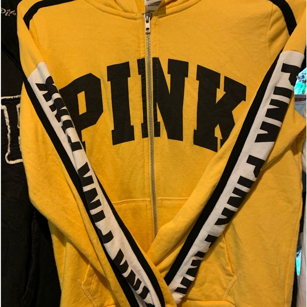Victoria’s Secret PINK zip up HOODIE